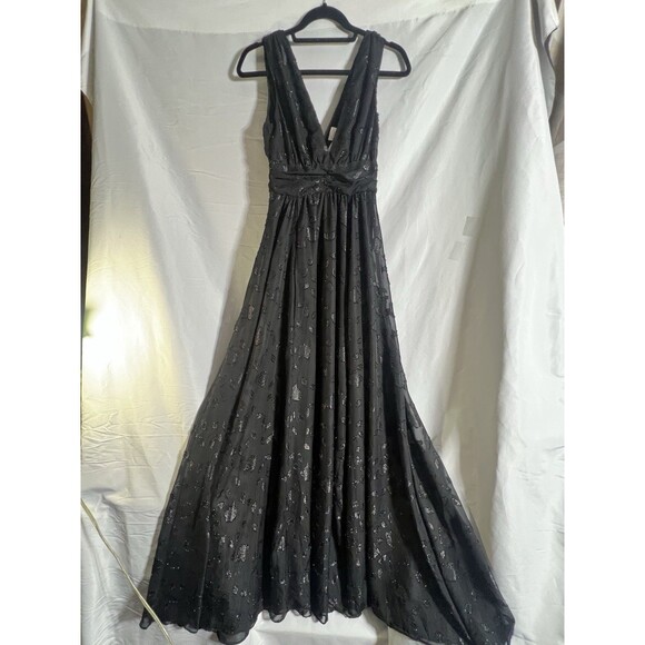 ONE33 Social Women's Black Rose Embellished Low-Back Dress Size 00  NWT - Picture 3 of 12